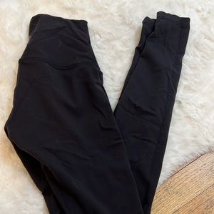 Lululemon wunder under black leggings